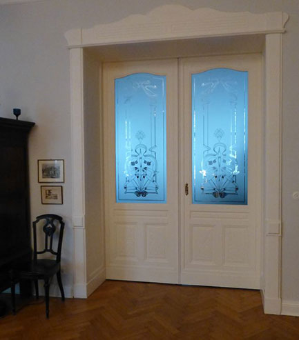 Fertig eingebaute Gläser